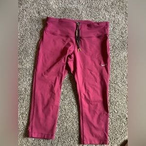 Woman’s Nike Dri-fit athletic leggings